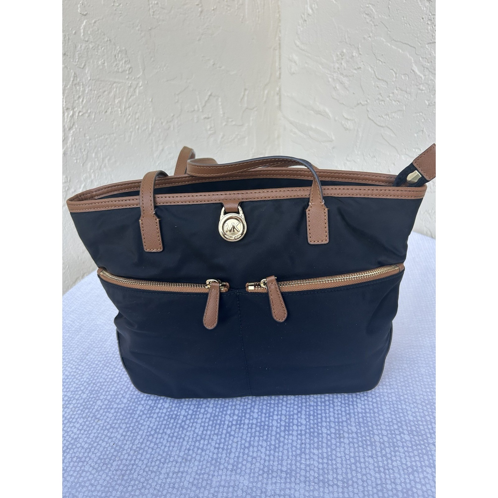 Michael Kors Kempton Medium Nylon Tote Bag Black Tan Leather Trim Gold Hardware